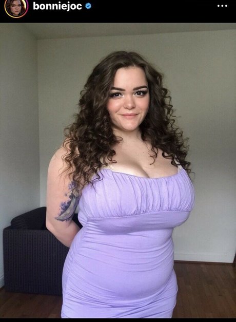 イギリスのプッシーOnlyFans セクシー裸 ギャラリー