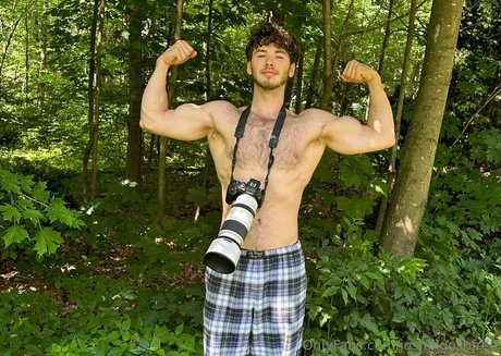 joshbigoshfree ポルノスター 独占 写真