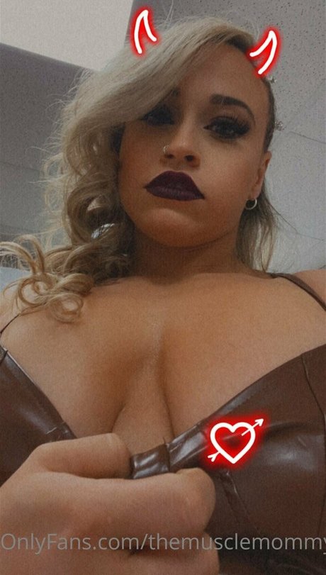 シックオンリーファン ポルノグラフィック 画像