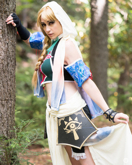 CrystAAHHL ヌードスター 画像