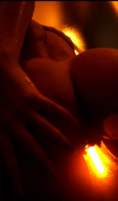 足ヌードオンリーファンズ ホット裸 ギャラリー