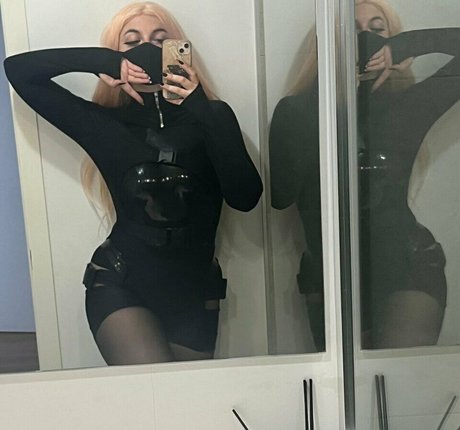 クリスマスヌードOnlyFans 限定 ギャラリー