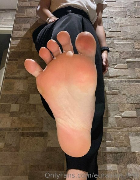 eurasian feet 美しいモデル アーカイブ