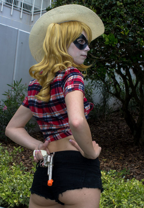 スマイルオンリーファンズ 美しい裸 アーカイブ