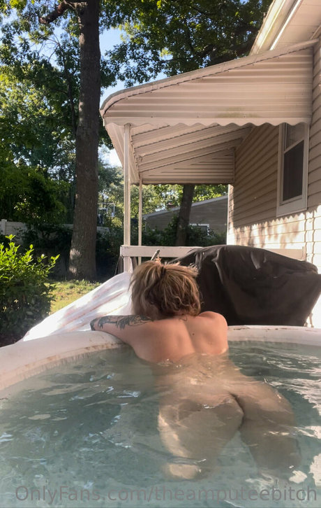 ブルネットのPOV OnlyFans ヌード 写真