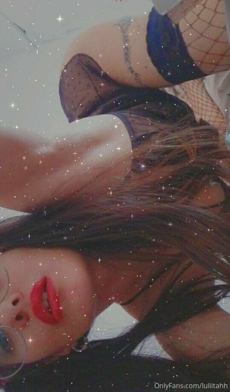 ビデオ通話 オンリーファンズ セックス 写真