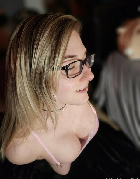 Ally Sha アートモデル アーカイブ