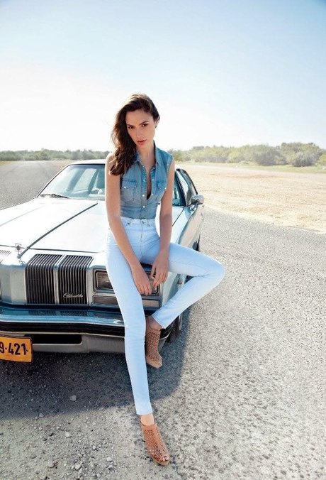 アナル舐めオンリーファンズ アートヌード 写真