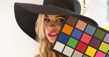 Dani Mathers アートモデル 画像