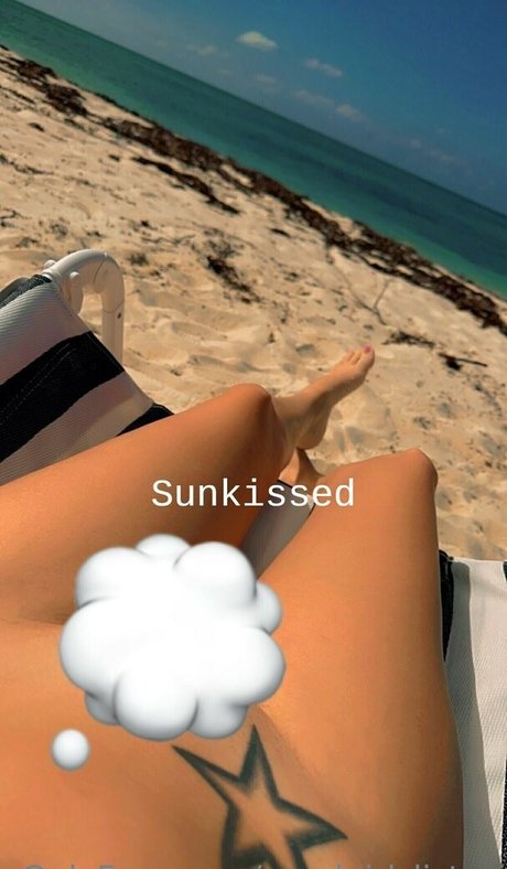 パフィーオンリーファンズ 無料セクシー 写真