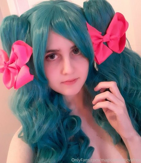 巨乳 パイズリ OnlyFans ポルノ ギャラリー