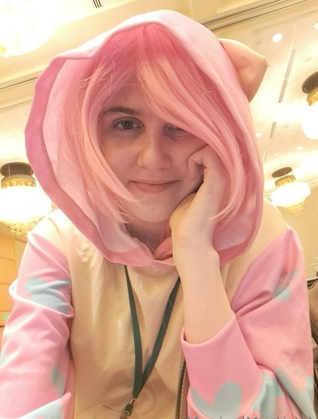 巨乳の黒人女性オンリーファンズ ポルノ 写真