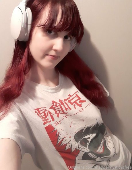 ボールズオンリーファンズ セクシー裸 写真