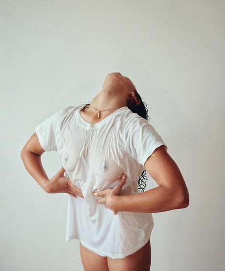 Stephanie Marieotto ヌードのポルノスター 写真