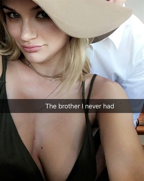 Hunter King ポルノスター 素敵 写真