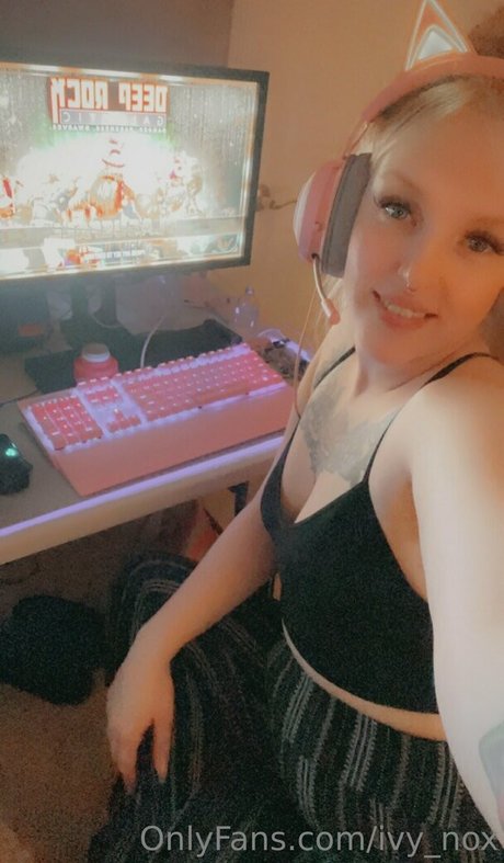 ivy nox 独占モデル 写真