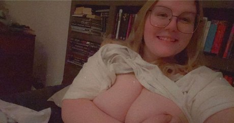 sleepy hneybee ホットなスター 写真