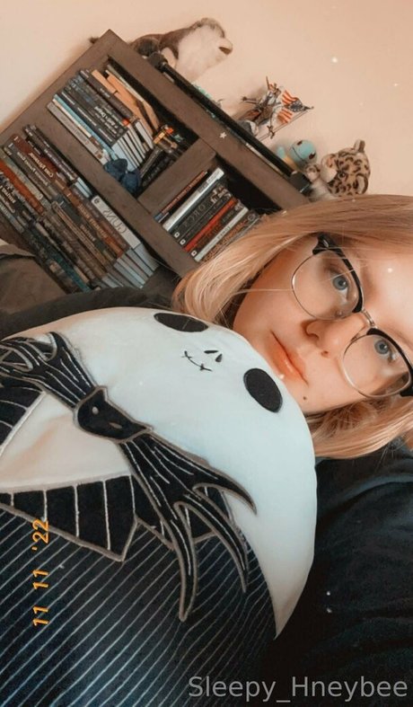 sleepy hneybee xxx女優 ギャラリー