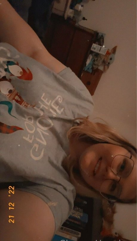 sleepy hneybee ポルノモデル 画像