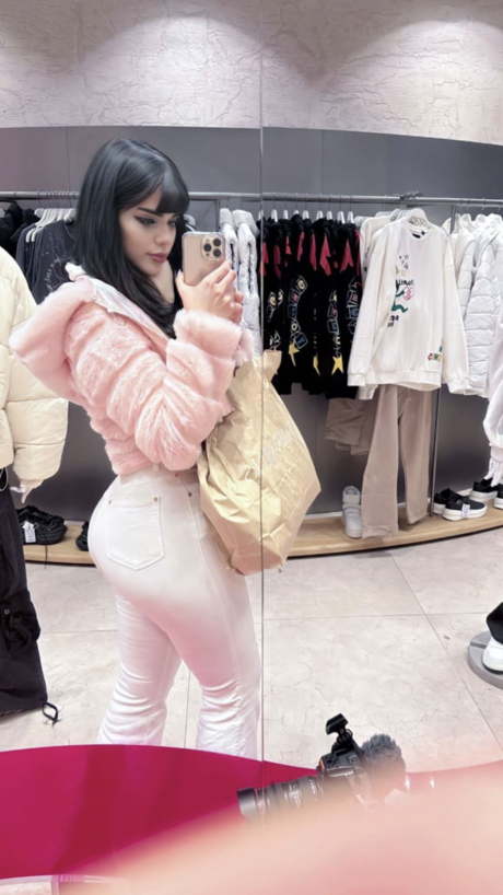 ポーグ xxx オンリーファンズ ポルノ 画像