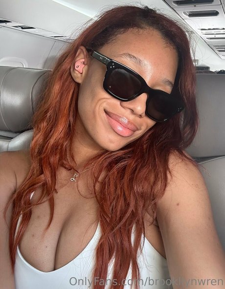 brookliynwren 高品質女優 写真