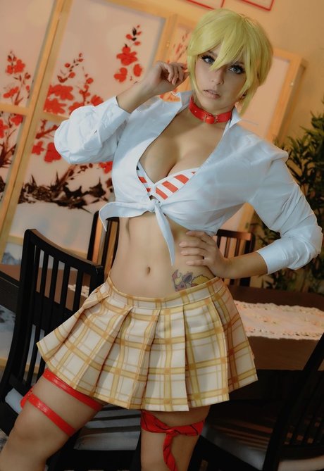 Shermie Cosplay セクシーなスター 写真