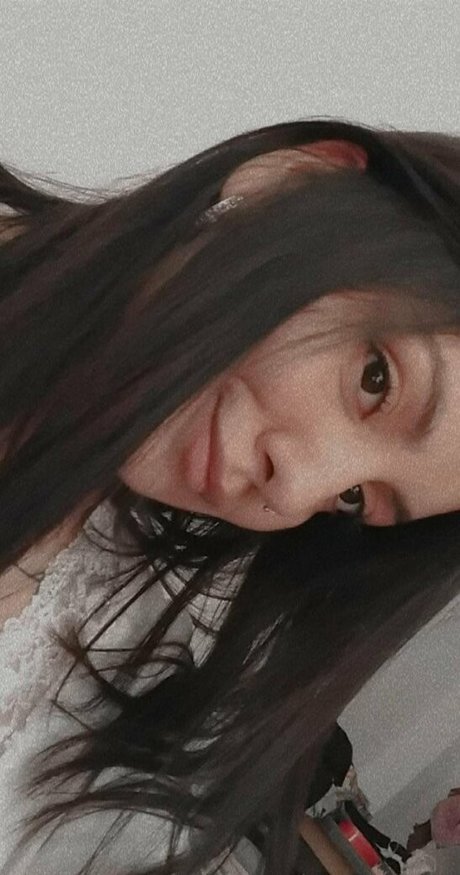 最もホットな熟女オンリーファンズ セクシーヌード 写真