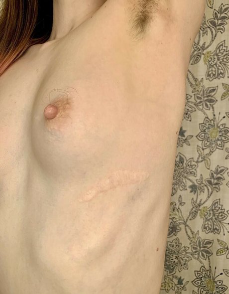 大きなお尻と巨乳のオンリーファンズ アートxxx 写真