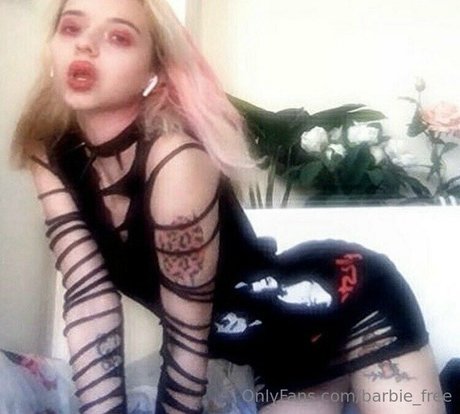 barbie free セクシーモデル 写真