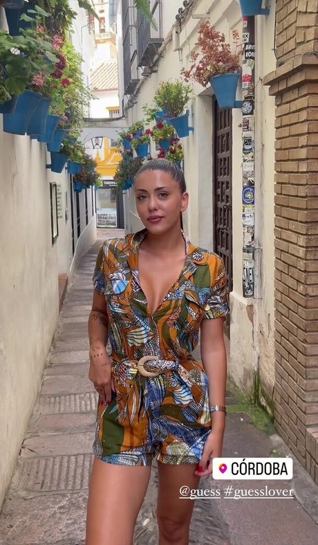 パフィーオンリーファンズ ホットセクシー 写真