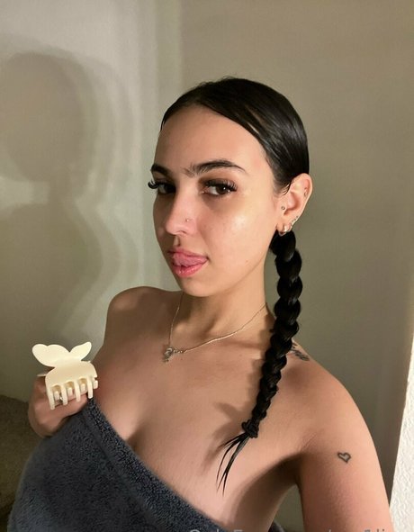 黒いお尻のオンリーファンズ 無料裸 写真