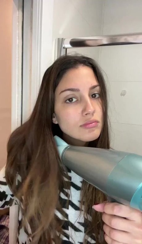 ヴィゴ・オンリーファンズ ホットヌード 画像