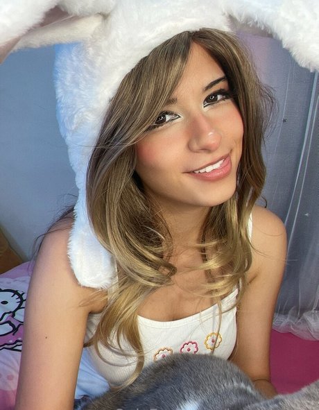 ルビーオンリーファン 無料 写真