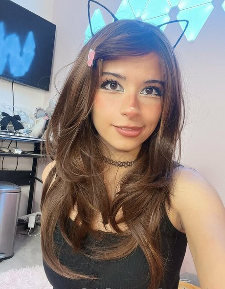 ロシアのお母さんOnlyFans 無料ポルノ 画像