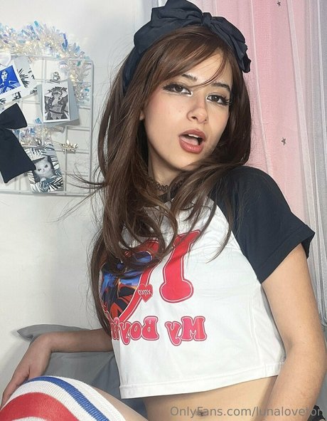 手コキ 主観視点 オンリーファンズ HD 写真