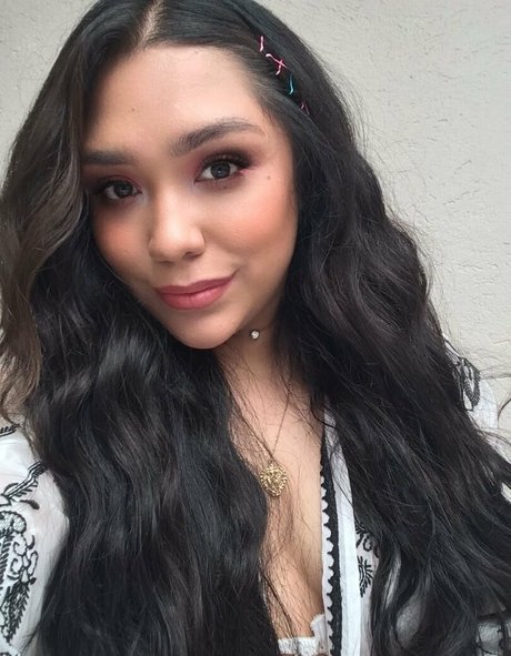 bigbootylatinamx 美しいモデル 写真