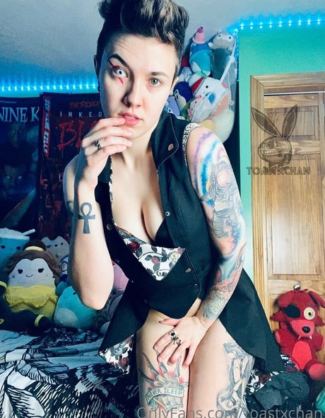 toastxchan ヌードモデル 写真