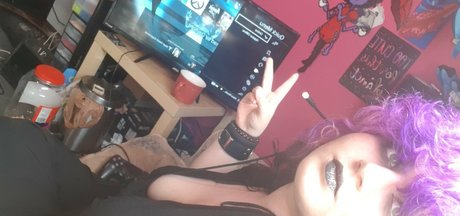 ポニーテールオンリーファンズ エロ 画像