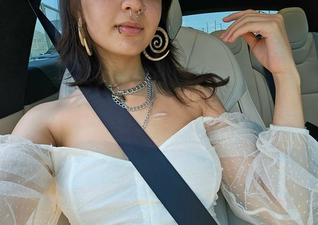 巨乳 パイズリ OnlyFans 素敵 写真