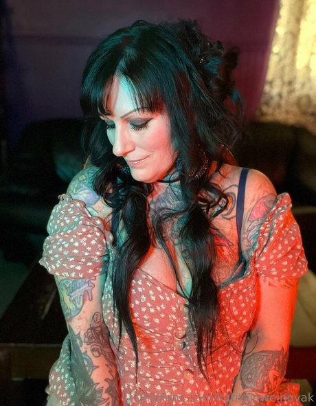 ジンジャートゥインクオンリーファンズ 美しい 写真