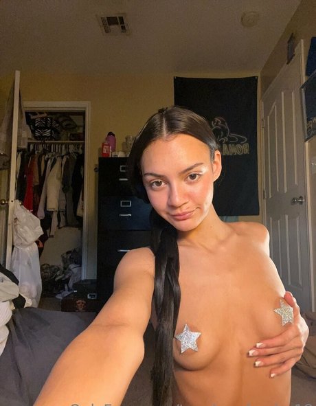 汚れた足オンリーファンズ えろた 写真