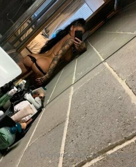 自然な赤毛のオンリーファンズ 無料セクシー 写真