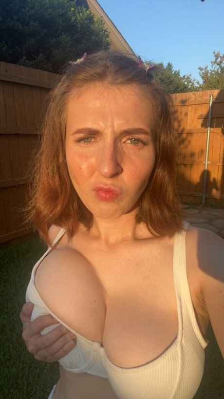 巨大な天然おっぱいオンリーファンズ 無料ポルノ 写真