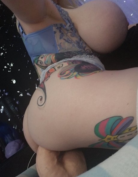 raelynnriley スター ヌード 写真