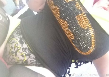 raelynnriley トップポルノスター 画像