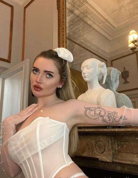 cixraxlive エロティックモデル 写真