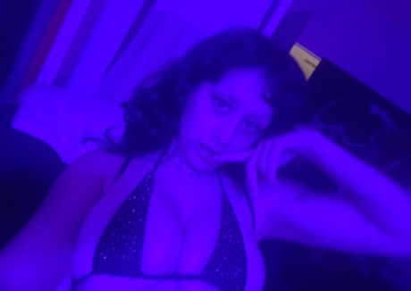 フェイシャルオンリーファンズ ポルノ 写真