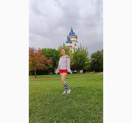 Yankimesta かわいいポルノスター 写真