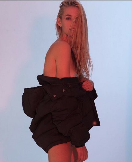 rachelkay ポルノスター アダルト 写真