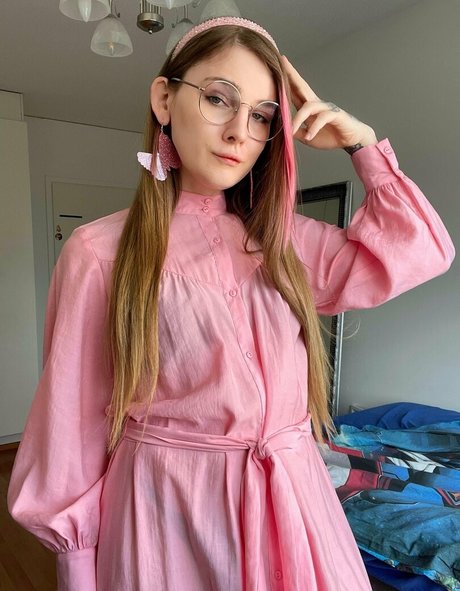 アジアの若者OnlyFans ホットヌード 写真